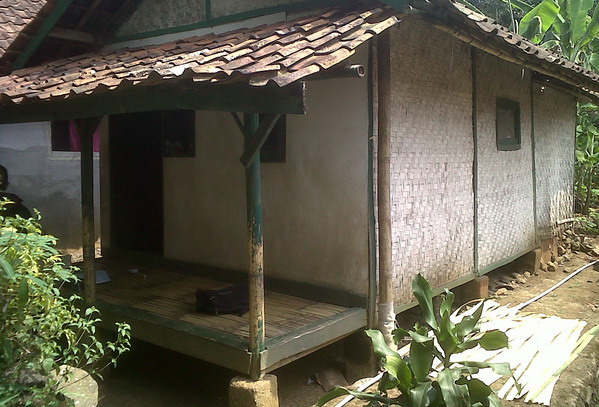 Rumah Bilik Arsitektur Tradisional Sunda